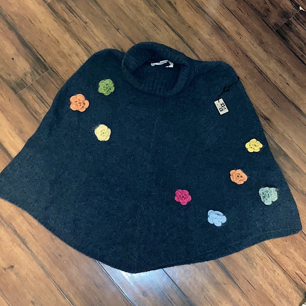 Max Studio One Size Fits Most Teal Blue Mohair Blend Floral Appliqué Cape
